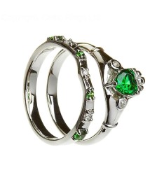 Emerald Claddagh avec la bande correspondante - Vue séparée