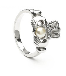 Antike Perle Claddagh Ring