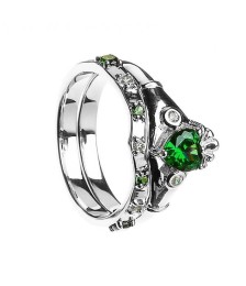 Emerald Claddagh avec la bande correspondante - Or blanc