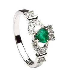 Emeraude et diamants Bague Claddagh - or blanc