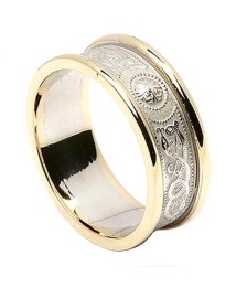 Celtic Shield Ring with Trim