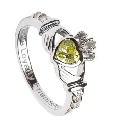 August Geburtsstein Claddagh Ring