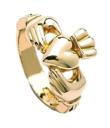 Mens Classic Claddagh Ring - Gold