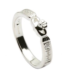 Claddagh CZ Ring - Silver