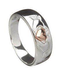 Claddagh avec coeur en or rose