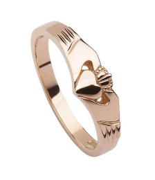 Modern Rose Gold Claddagh Ring