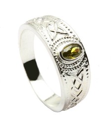 Bague celtique avec péridot