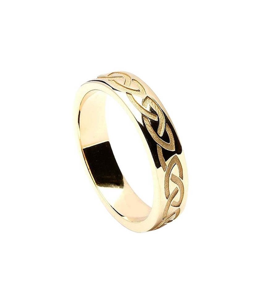 Men's Engraved Celtic Knot Wedding Ring - Yellow Gold