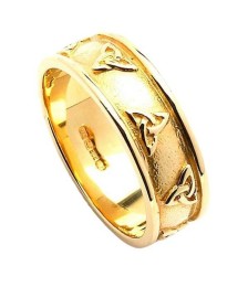 Court Shaped Trinity Knot Wedding Ring