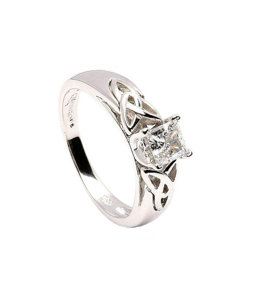 Princess Trinity Inset Ring - White Gold