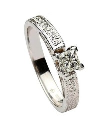 Trinity Embossed Princess Cut Diamond