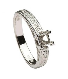 Trinity Embossed Princess Cut Diamond - Mount Only