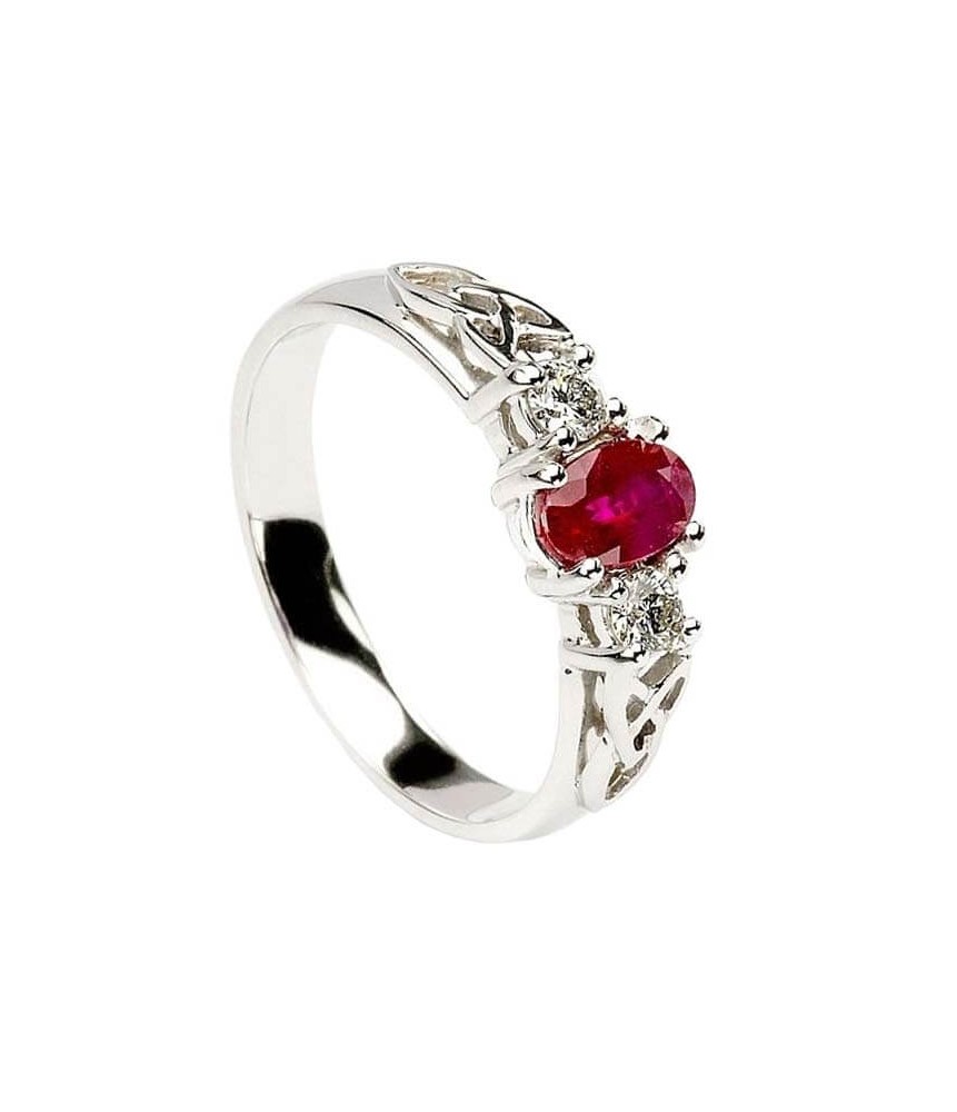 Bague de fiançailles en rubis et diamants