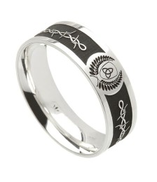 Bague de mariage en fil barbelé