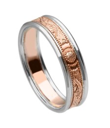 Bague étroite en or rose avec jante