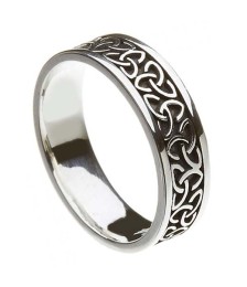 Unisex Solid Trinity Knot Wedding Ring