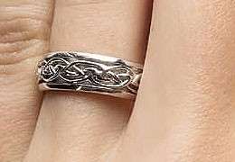 Product Highlight: Silver Celtic Knot Ring